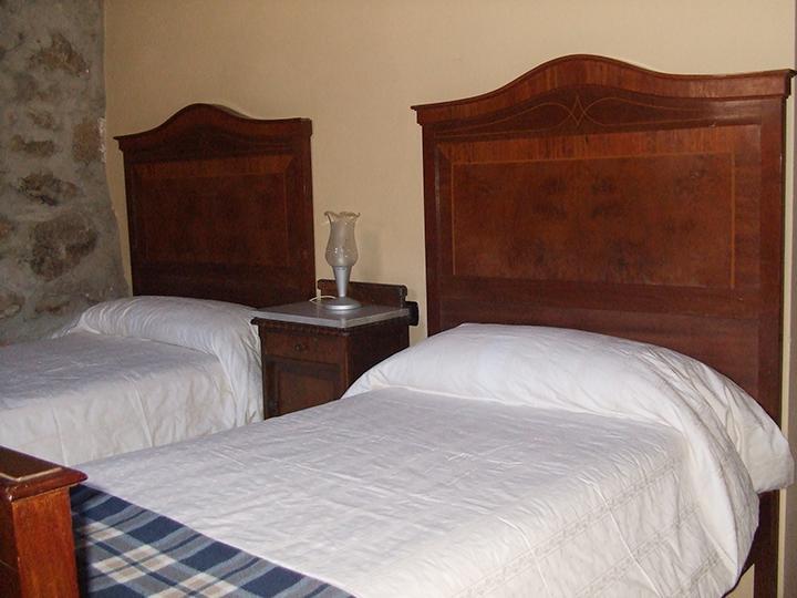 Cottage (4 Adults),349704433:JPEG